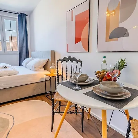 Schaengel Chic 27 * Koblenz (Rhineland-Palatinate)