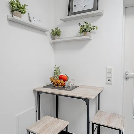 Schaengel Chic 27 Koblenc